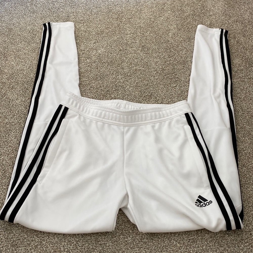 Gorgeous white adidas sweats